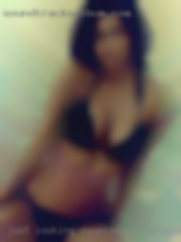 Just looking to meet and have couples go in Prague fun.